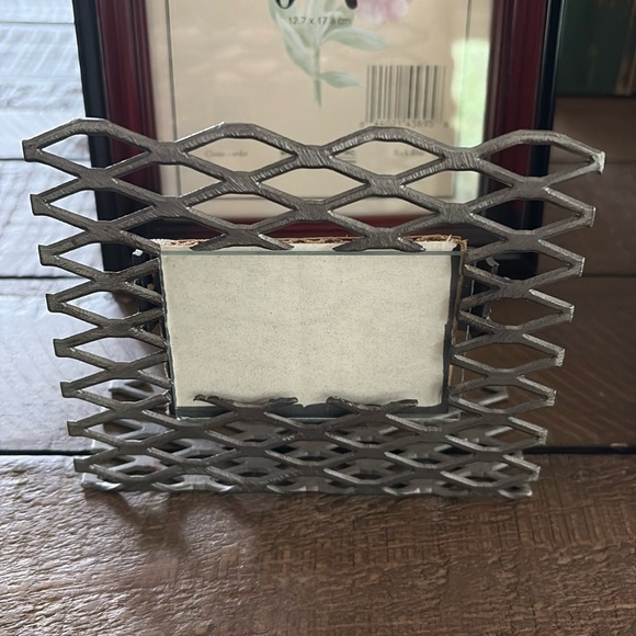 7 Photo Frame Set - Picture 2 of 8